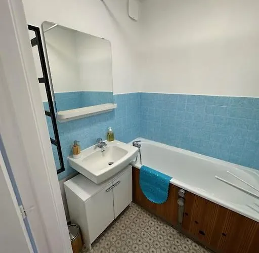 Plein Soleil, 2 Chambres, Balcon Et Vue Apartment