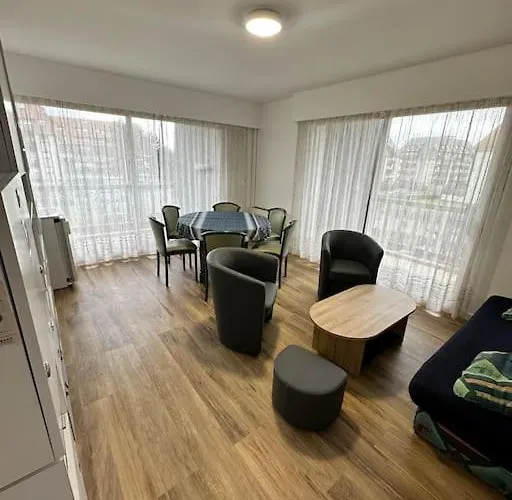 Plein Soleil, 2 Chambres, Balcon Et Vue