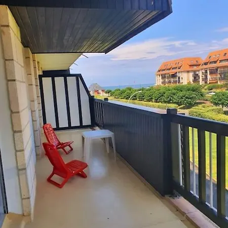 Apartment Plein Soleil, 2 Chambres, Balcon Et Vue *